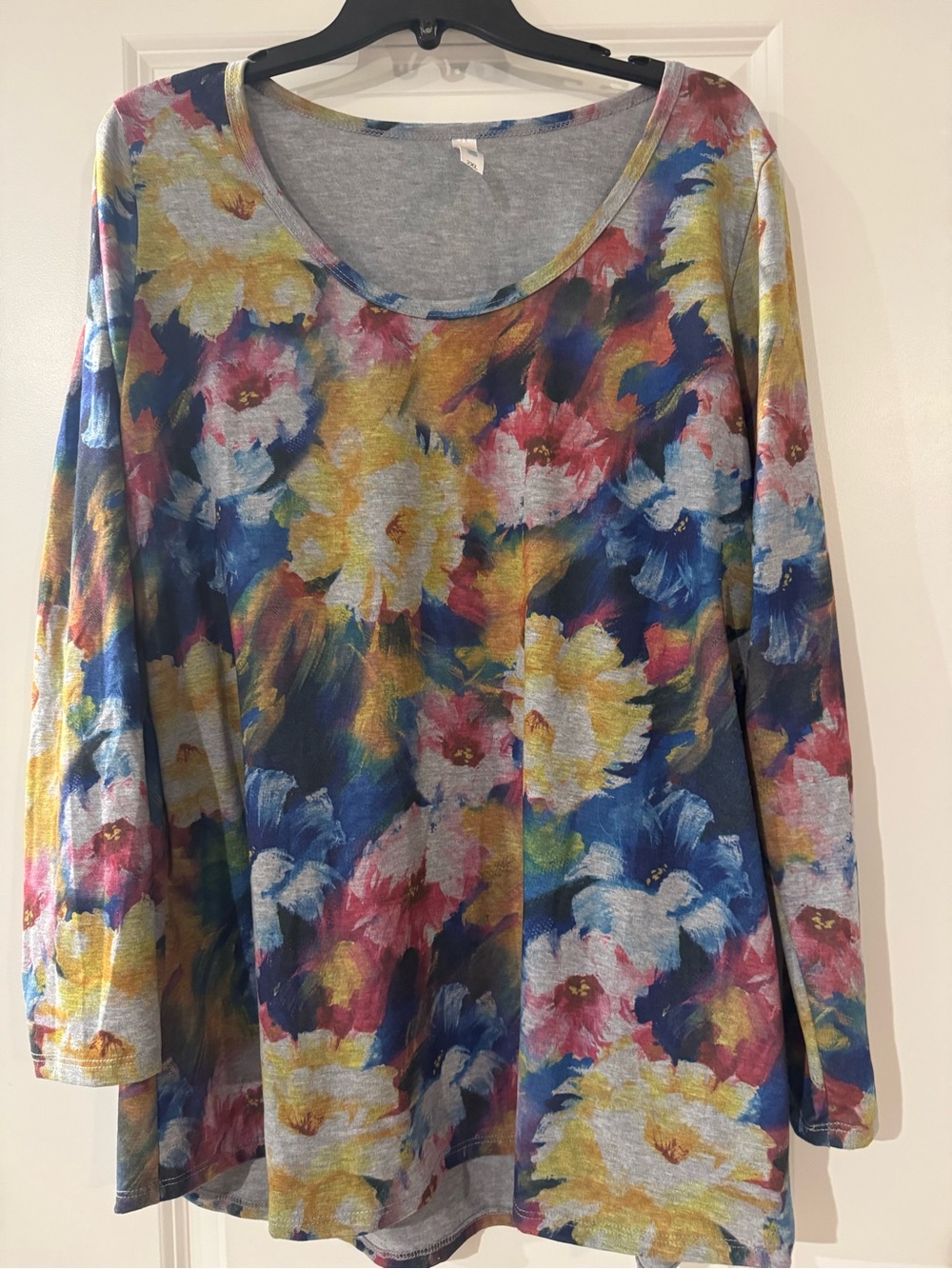 LuLaRoe top